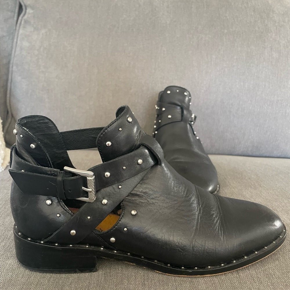Halogen Black Boots